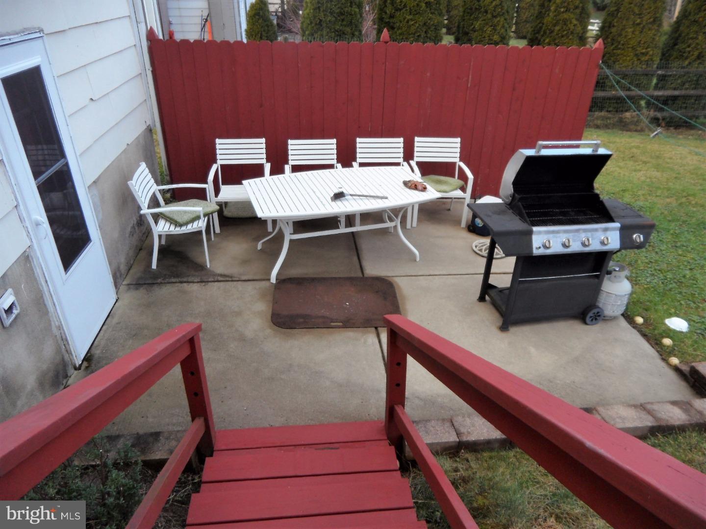 1245 Cloverly Road Warminster, PA 18974 - Photo 23 of 25 Patio