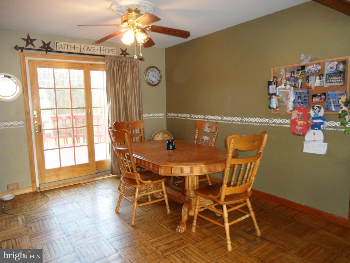 1245 Cloverly Road Warminster, PA 18974 - Photo 5 of 25 Dining Room