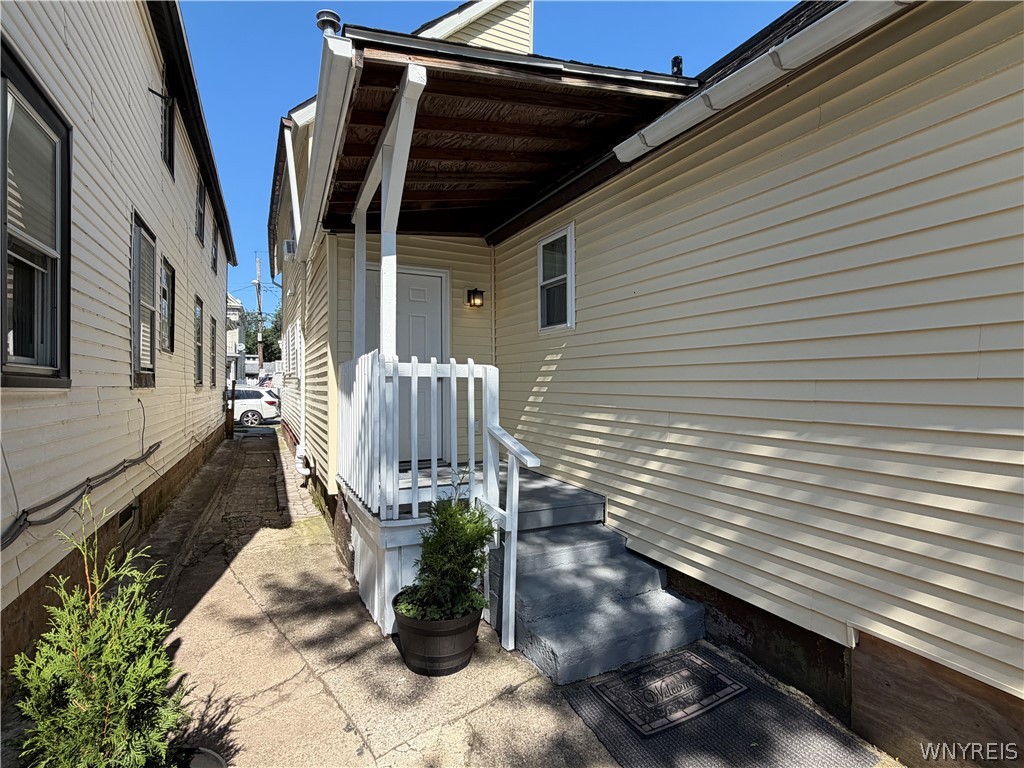 76 Bush Street Buffalo, NY 14207 - Photo 26 of 47