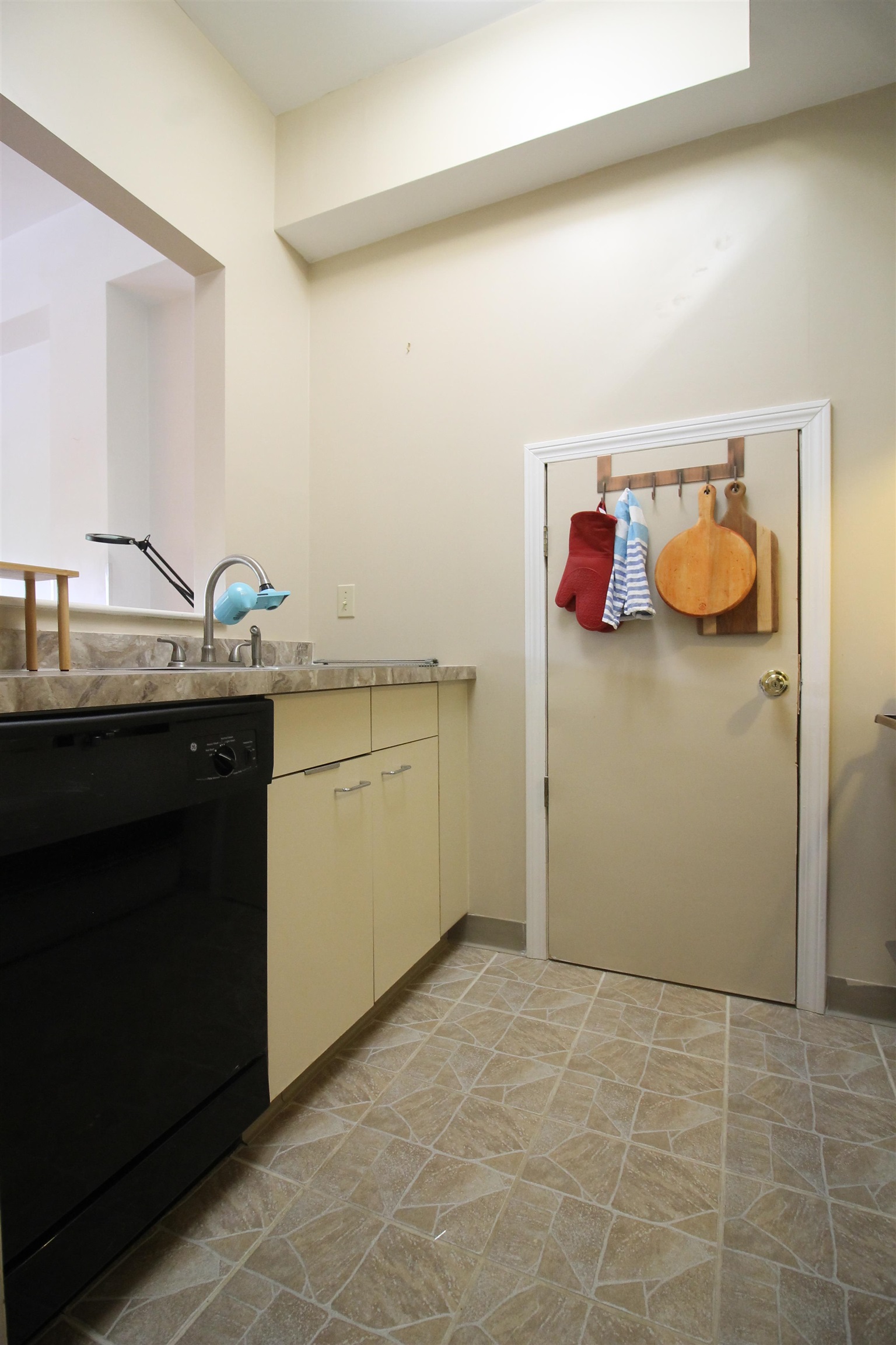 28 Packard's Road, Unit 538 Waterville Valley, NH 03215 - Photo 8 of 30 Gallery Image 8