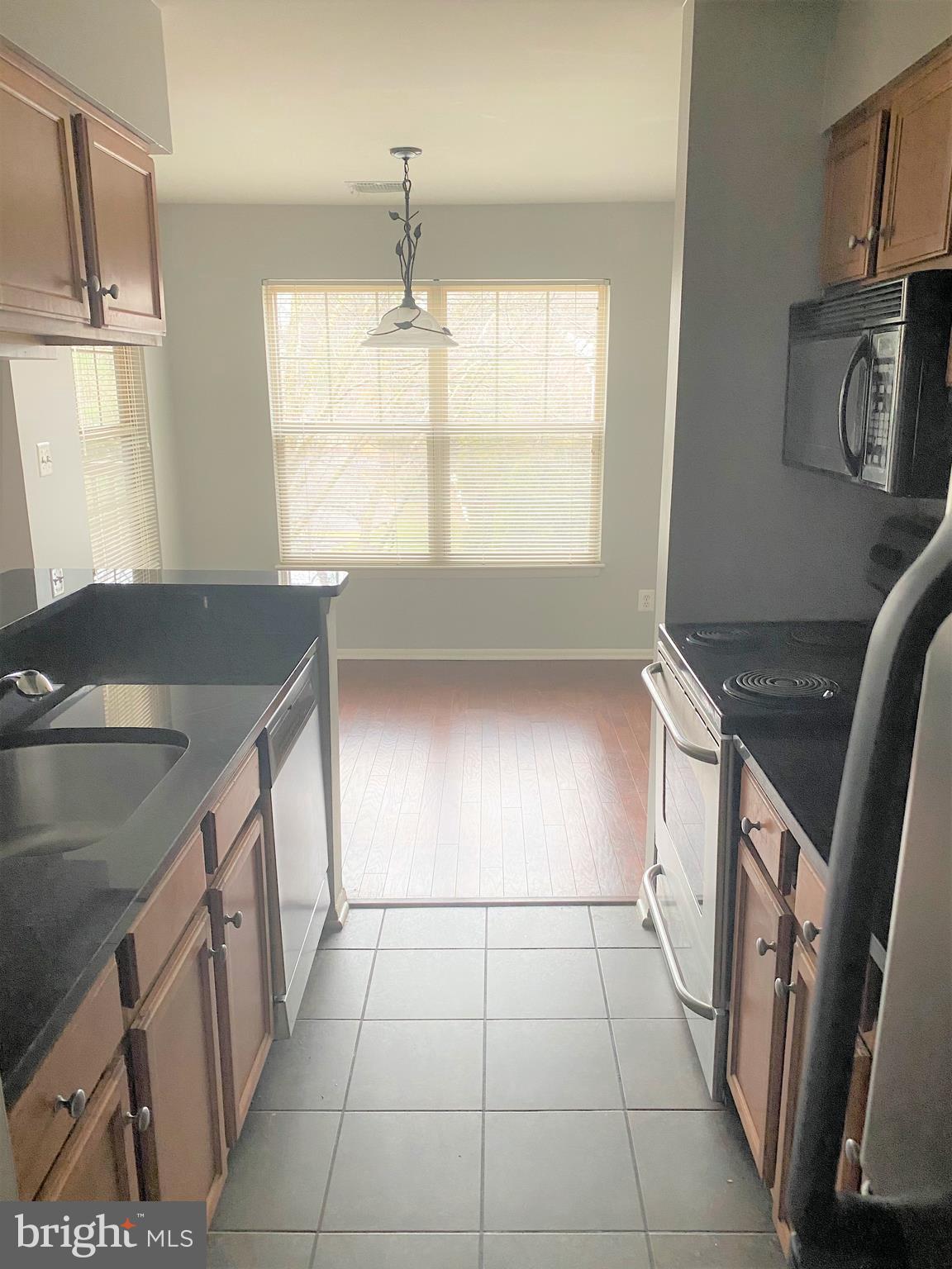 1707 Ascot Way, Unit E Reston, VA 20190 - Photo 8 of 20