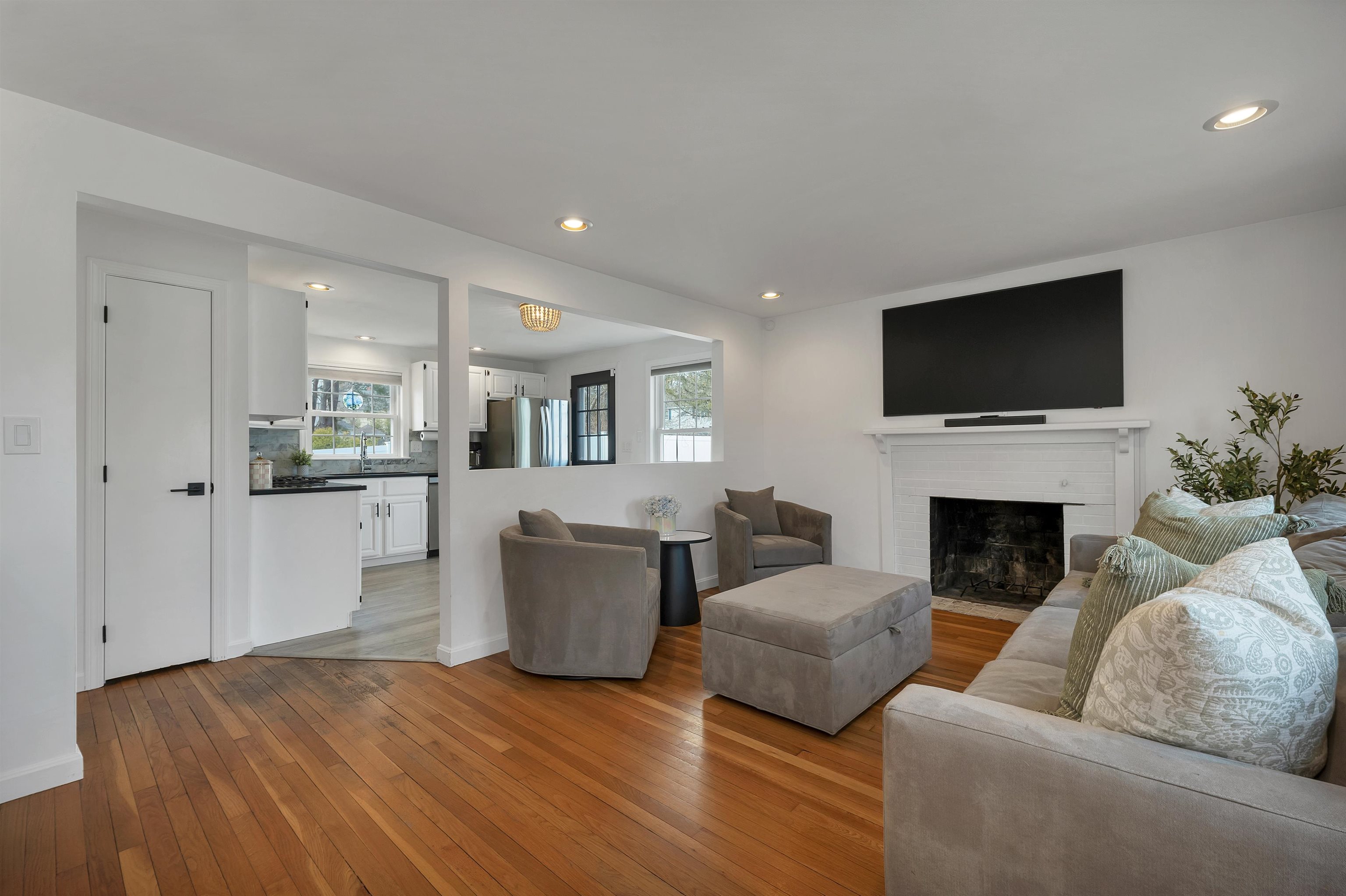 8 Norton Road Hampton, NH 03842 - Photo 12 of 49