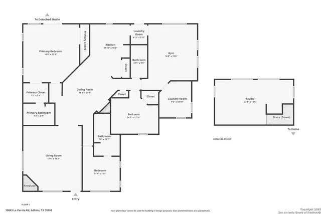 a view of a house with backyard and a tree