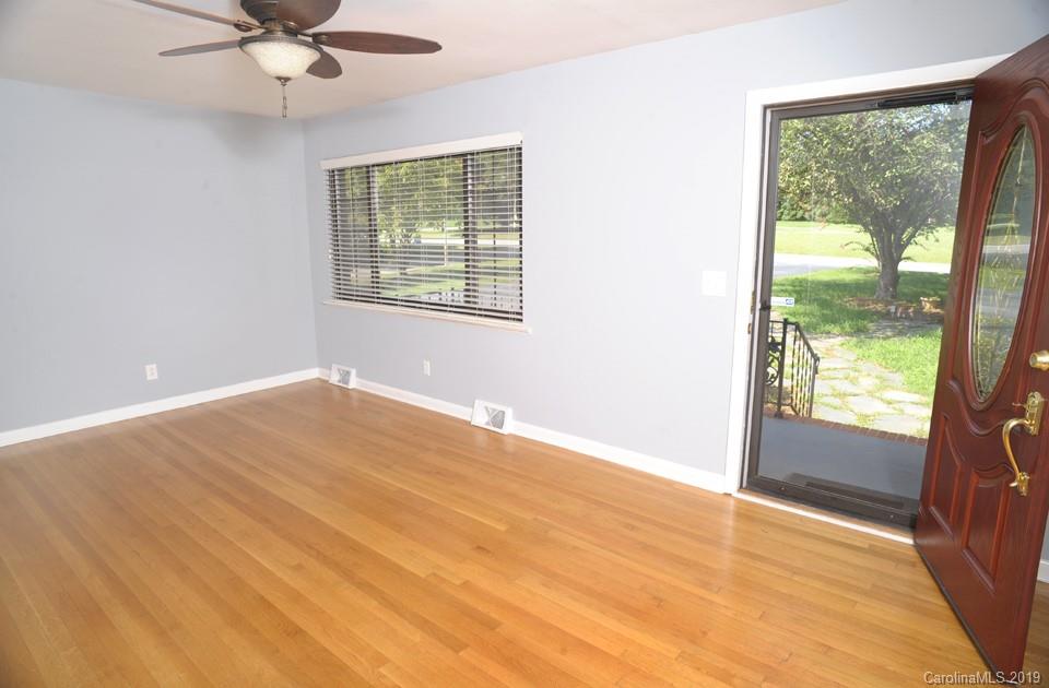 127 Morlan Park Road Salisbury, NC 28146 - Photo 4 of 17 Gallery Image 4