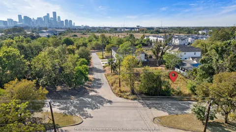 $299,900 | 4209 Cline Street, Houston, TX 77020