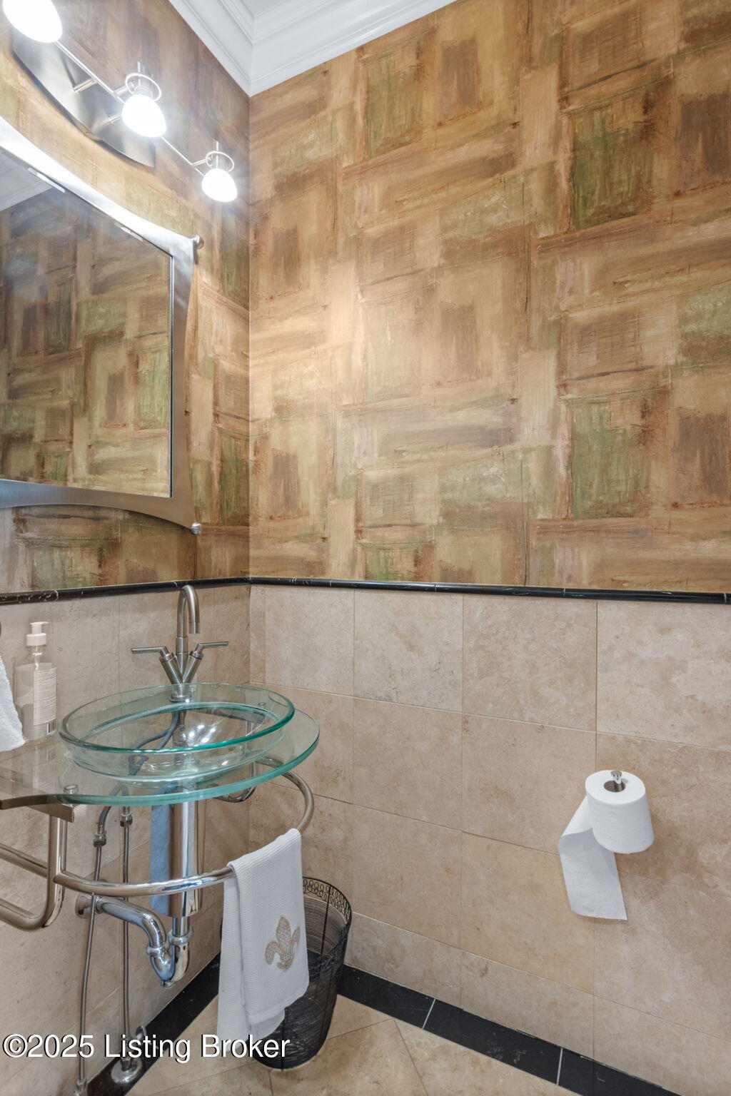 2907 Doe Ridge Court Prospect, KY 40059 - Photo 17 of 49 First Floor Half Bath