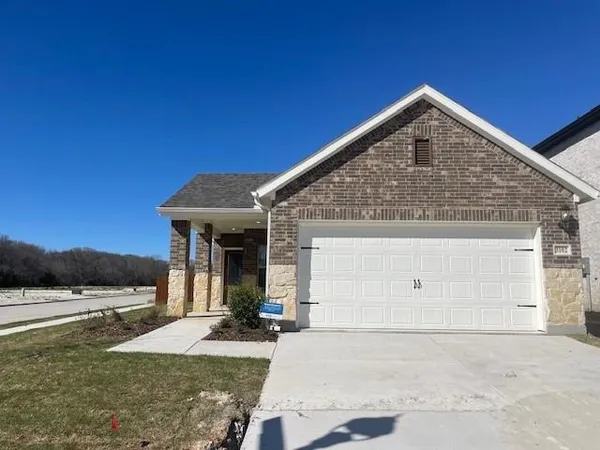 $2,085 | 3102 Yellow Pne Drive, Melissa, TX 75454