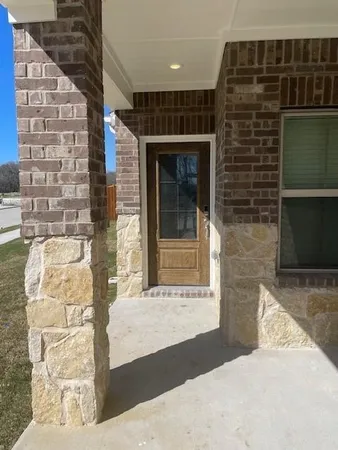 $2,085 | 3102 Yellow Pne Drive, Melissa, TX 75454