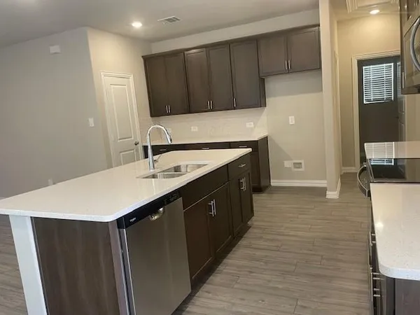 $2,085 | 3102 Yellow Pne Drive, Melissa, TX 75454