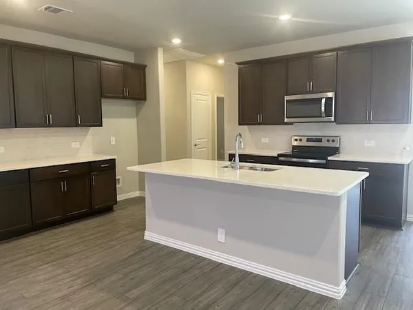 $2,085 | 3102 Yellow Pne Drive, Melissa, TX 75454