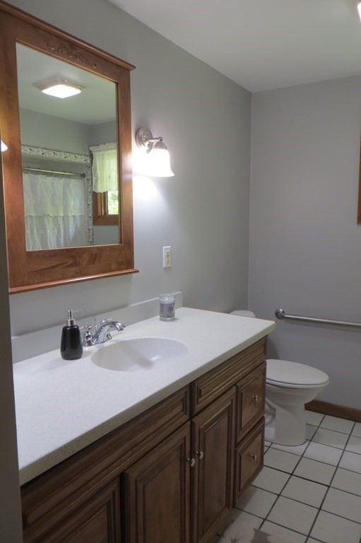 193 Hillside Road Southbridge, MA 01550 - Photo 17 of 33 Gallery Image 17