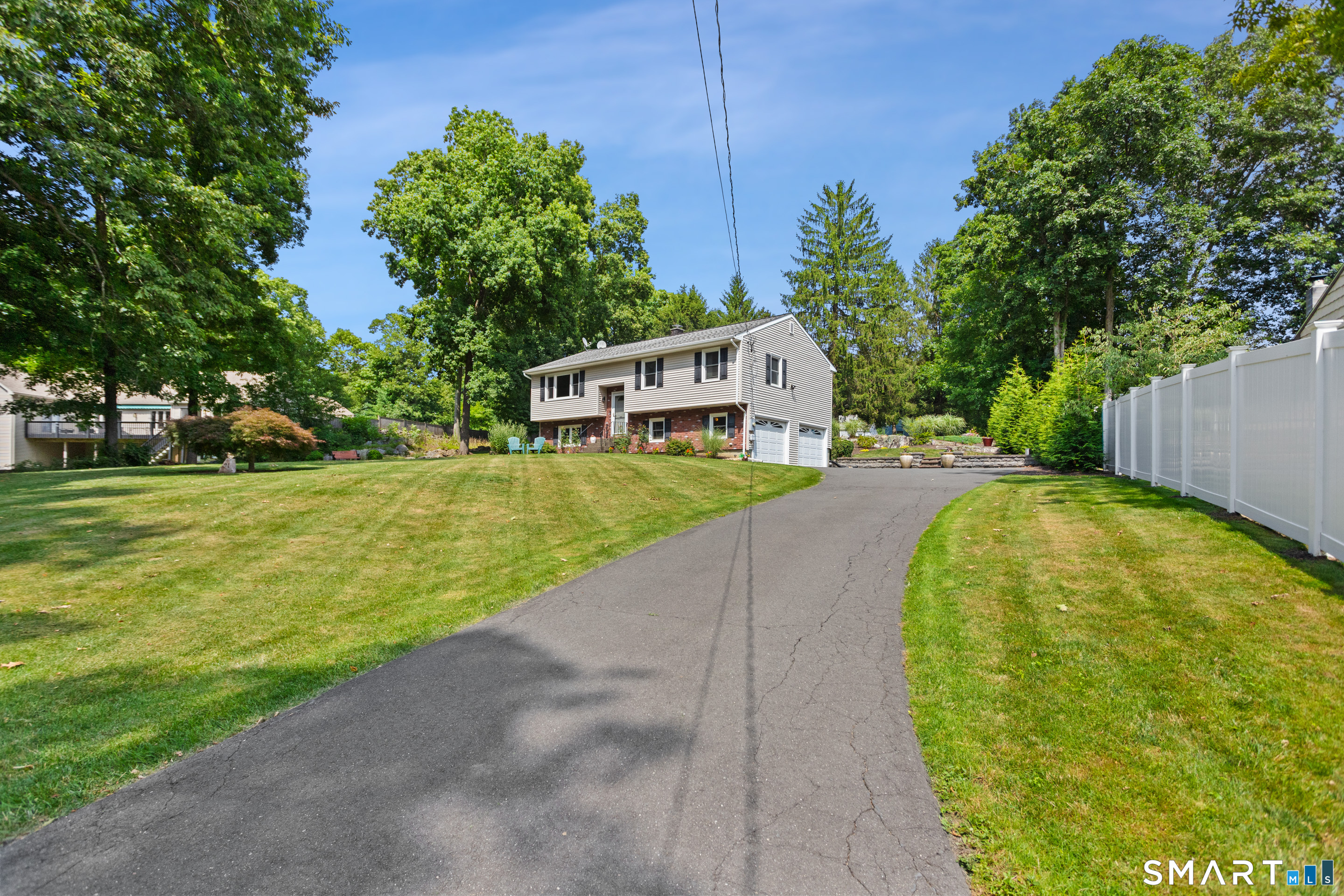 41 Wilkes Road Danbury, CT 06811 - Photo 37 of 39