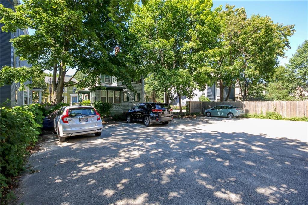 287 Spring Street, Unit 8 Portland, ME 04102 - Photo 4 of 35 Photo