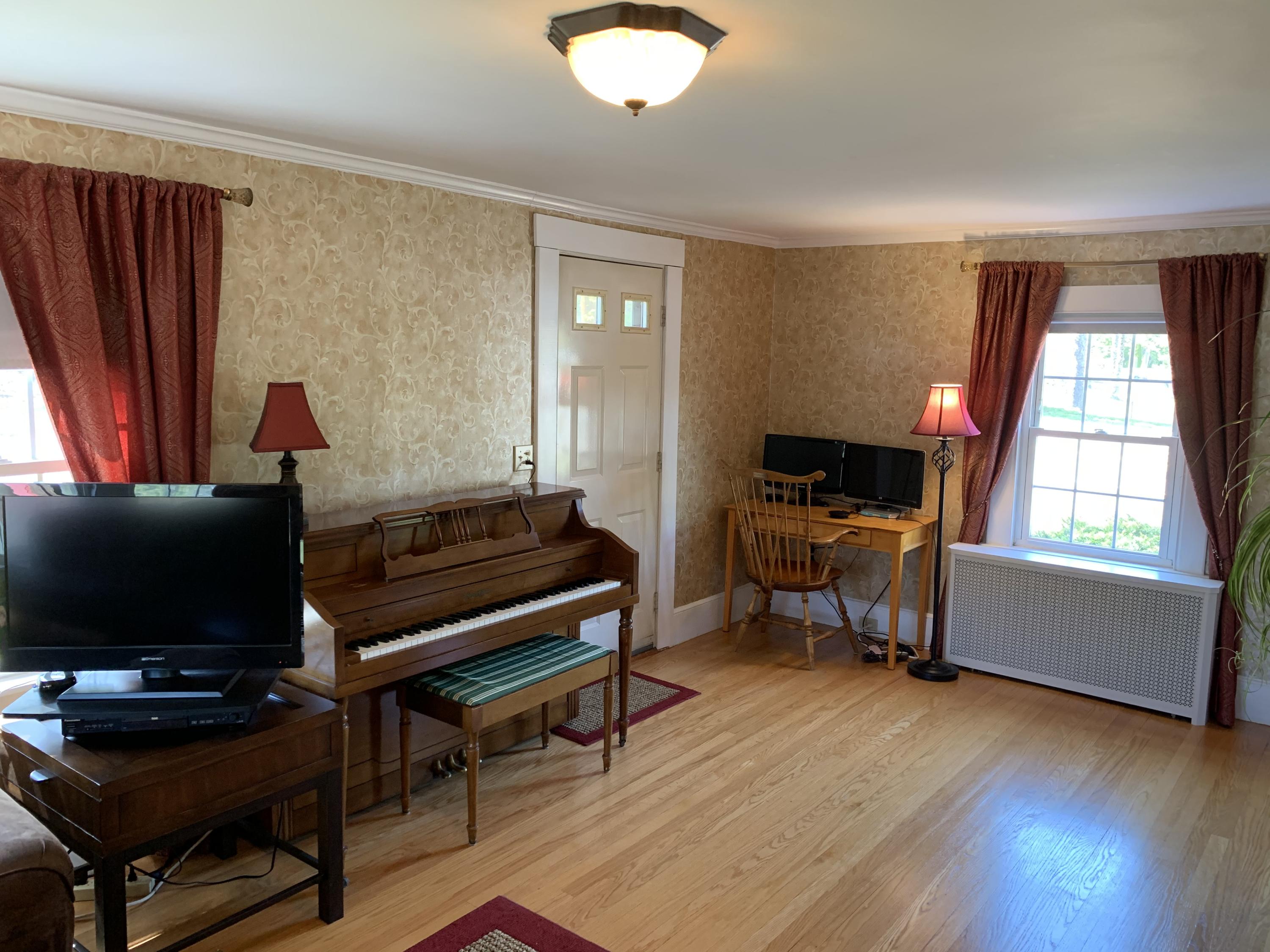 167 Huston Road Gorham, ME 04038 - Photo 6 of 27 IMG_3574