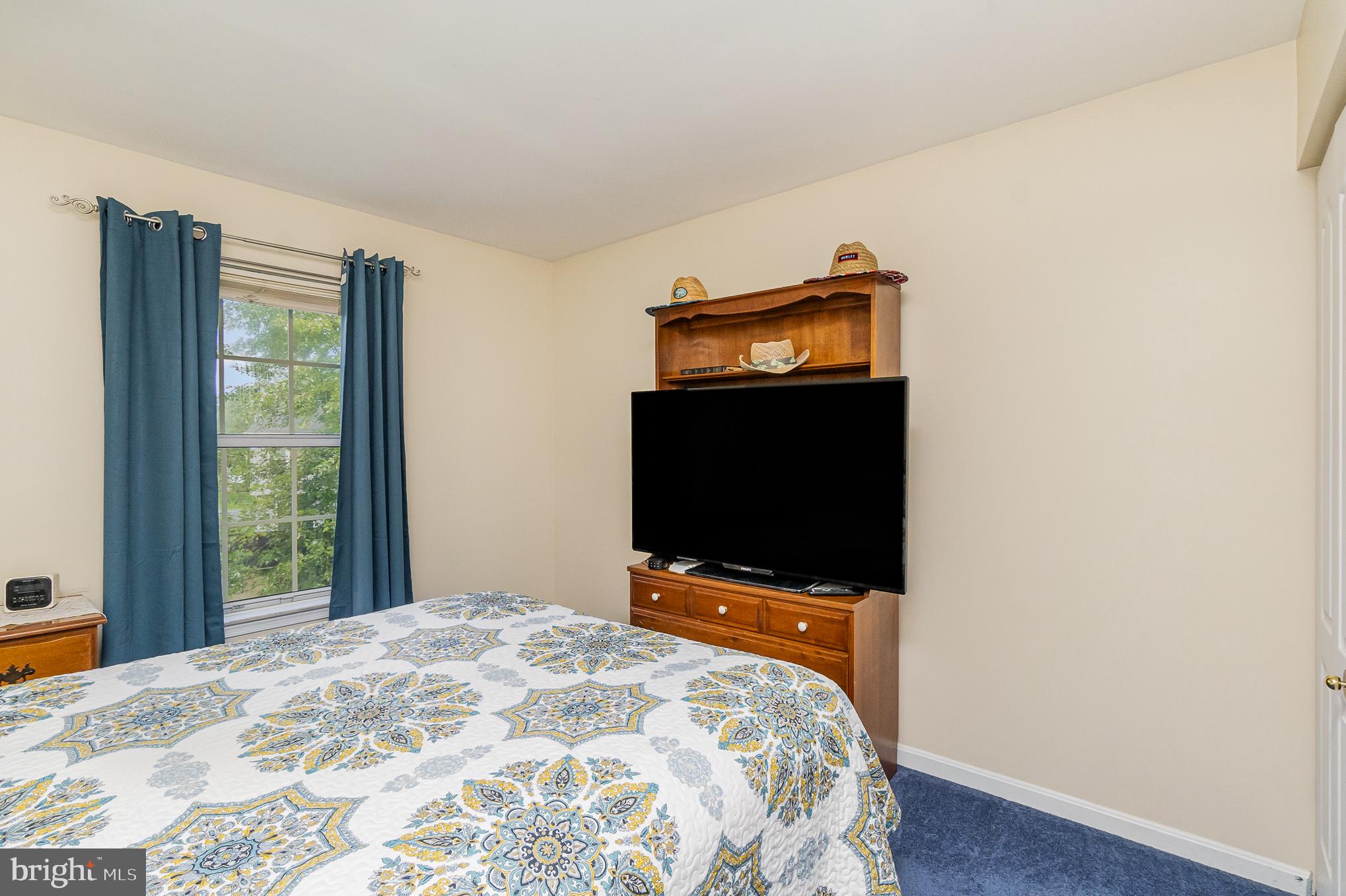 6864 Ebenezer Road Middle River, MD 21220 - Photo 16 of 35 Bedroom 2 view 2