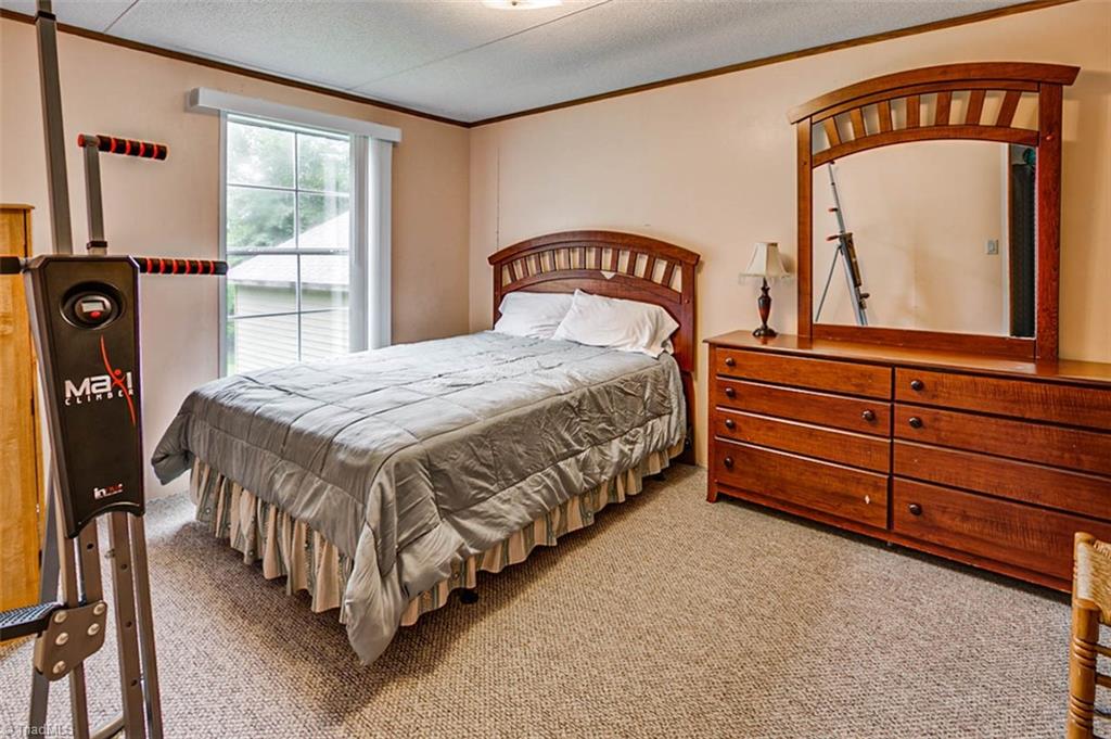 1705 Manorview Road Asheboro, NC 27205 - Photo 13 of 21 Gallery Image 13