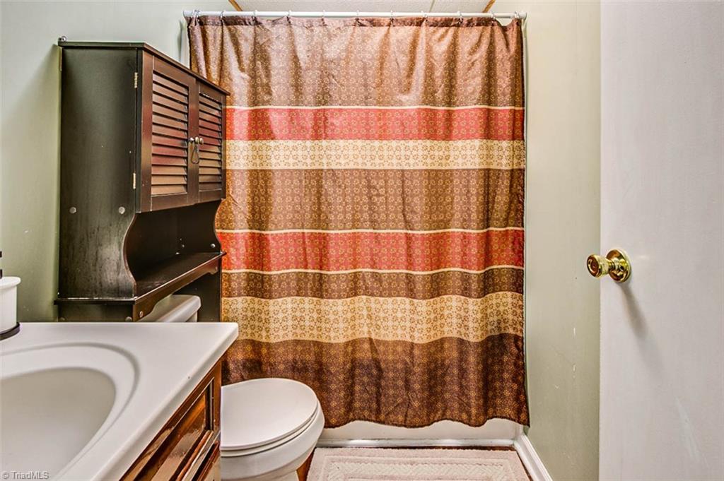 1705 Manorview Road Asheboro, NC 27205 - Photo 15 of 21 Gallery Image 15