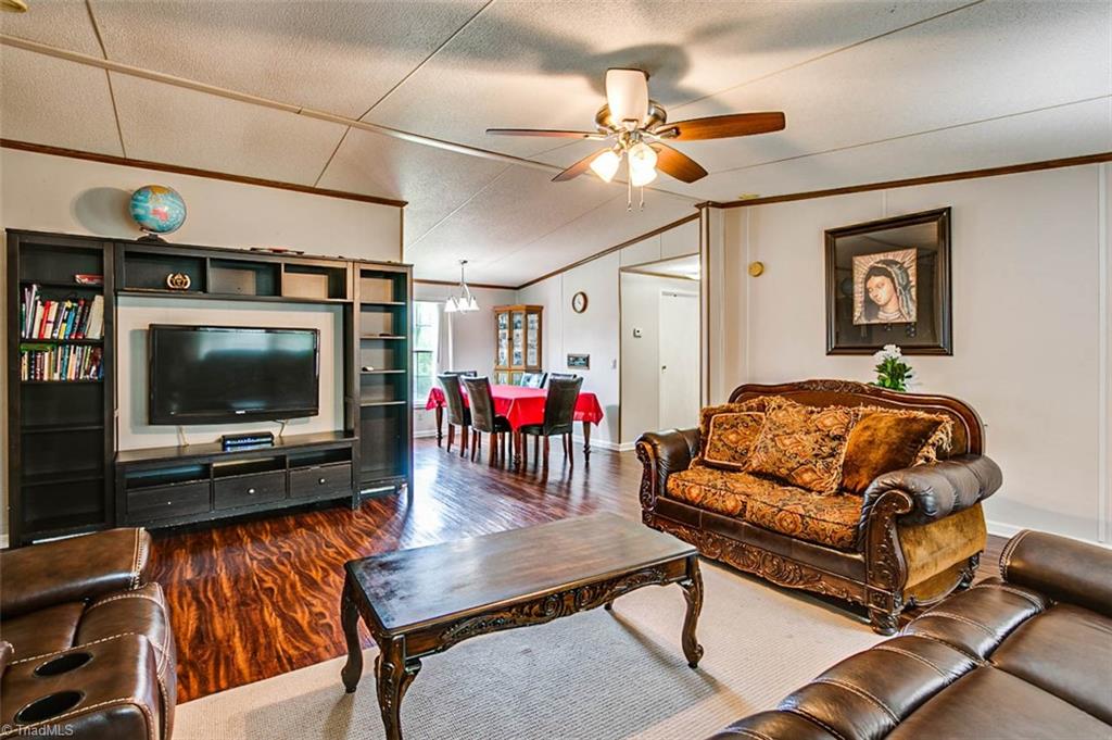 1705 Manorview Road Asheboro, NC 27205 - Photo 5 of 21 Gallery Image 5