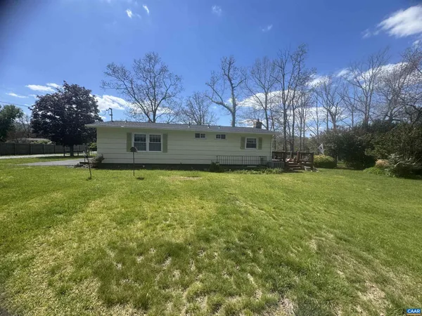 $300,000 | 147 Rankin Lane, Stuarts Draft, VA 24477