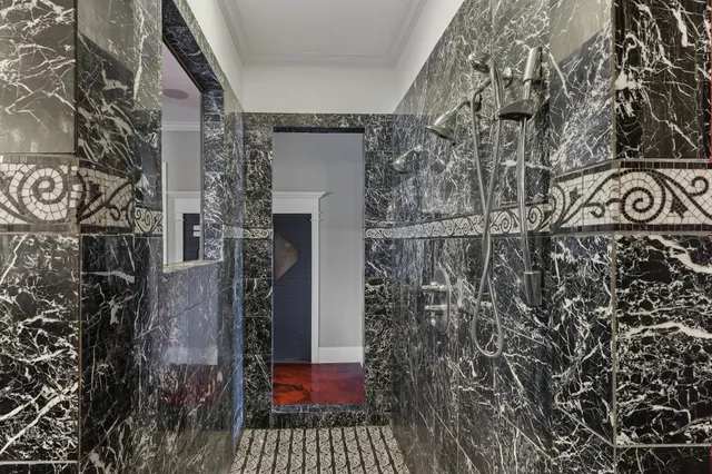 $950,000 | 4983 Rowen Oak Road, Collierville, TN 38017