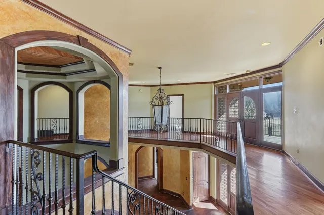 $950,000 | 4983 Rowen Oak Road, Collierville, TN 38017