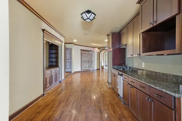 $950,000 | 4983 Rowen Oak Road, Collierville, TN 38017