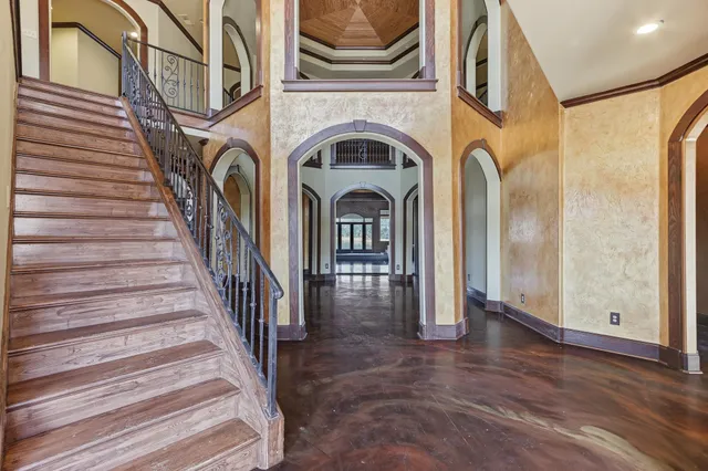 $950,000 | 4983 Rowen Oak Road, Collierville, TN 38017