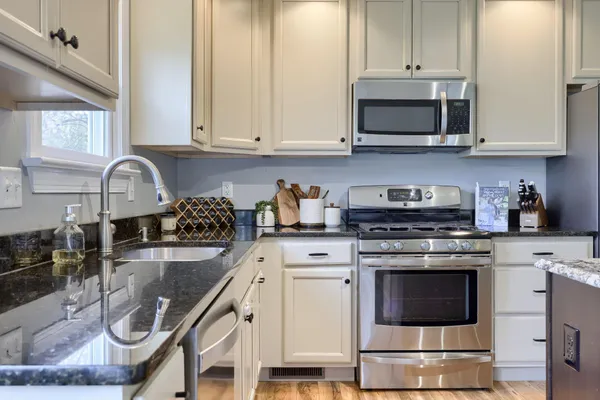 $409,900 | 232 Brookridge Court, Harrisburg, PA 17112