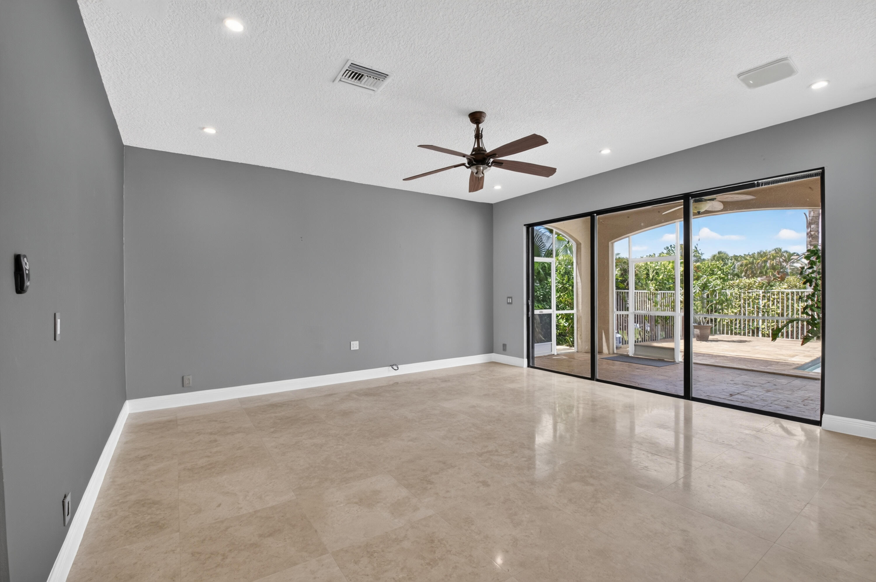 Undisclosed Address Boca Raton, FL 33498 - Photo 15 of 104 DSC_1972
