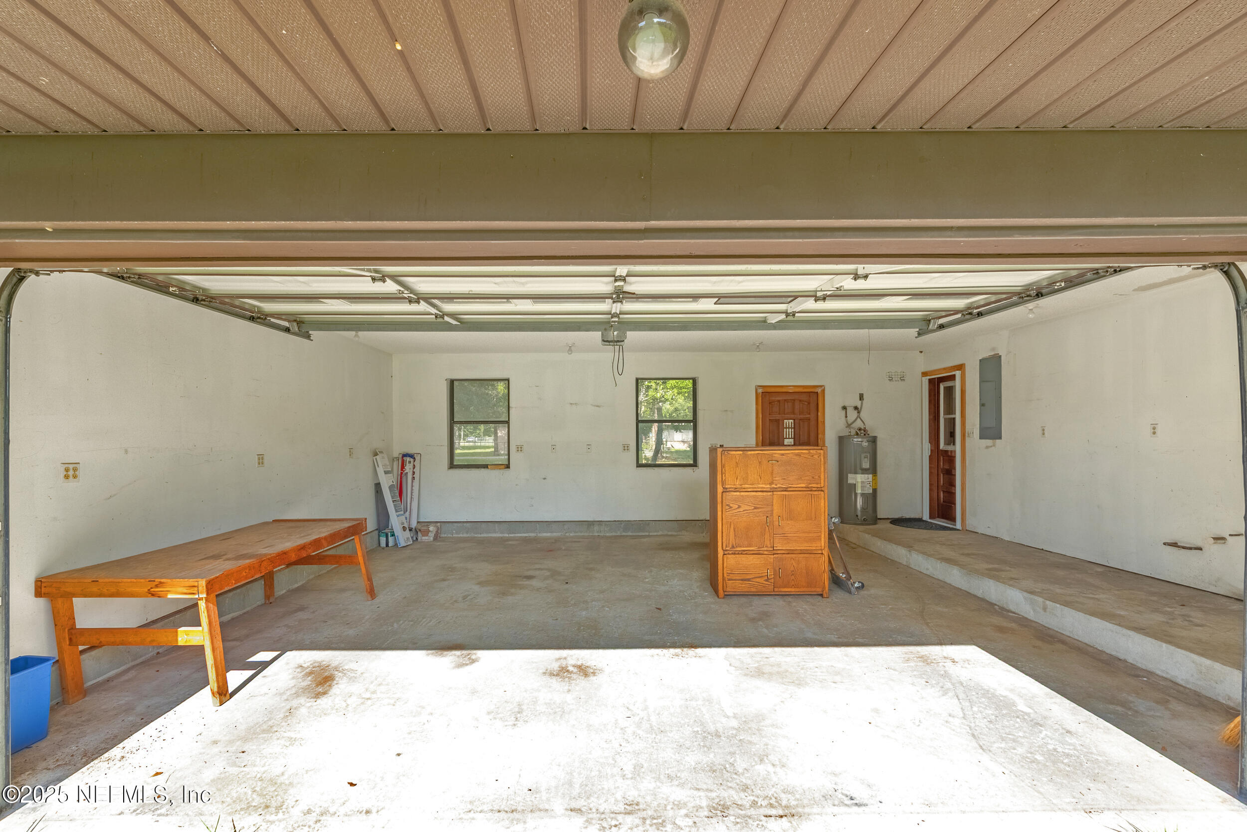 9209 Sandler Road Jacksonville, FL 32222 - Photo 38 of 40 Garage