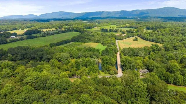 $175,900 | Lot 18 Crews Drive, Benton, TN 37307