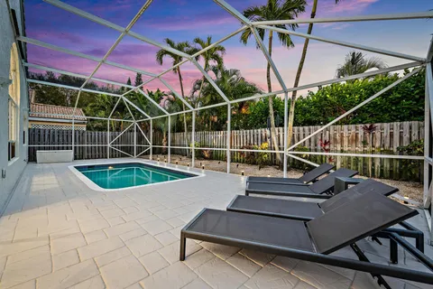 $869,000 | 1077 Siena Oaks Circle East, Palm Beach Gardens, FL 33410