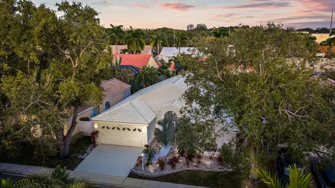 $869,000 | 1077 Siena Oaks Circle East, Palm Beach Gardens, FL 33410