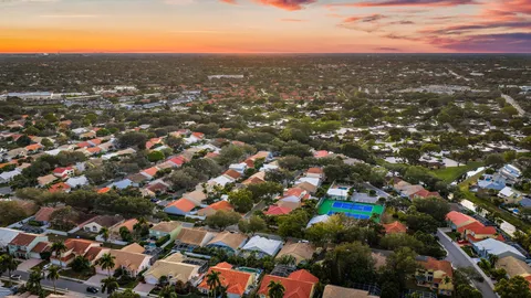 $869,000 | 1077 Siena Oaks Circle East, Palm Beach Gardens, FL 33410