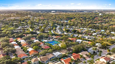 $869,000 | 1077 Siena Oaks Circle East, Palm Beach Gardens, FL 33410