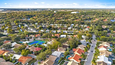 $869,000 | 1077 Siena Oaks Circle East, Palm Beach Gardens, FL 33410