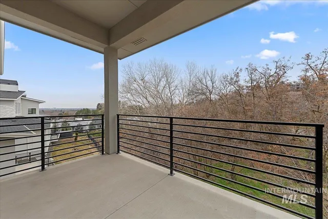 $1,400,000 | 410 West Sand Dune Lane, Boise, ID 83702