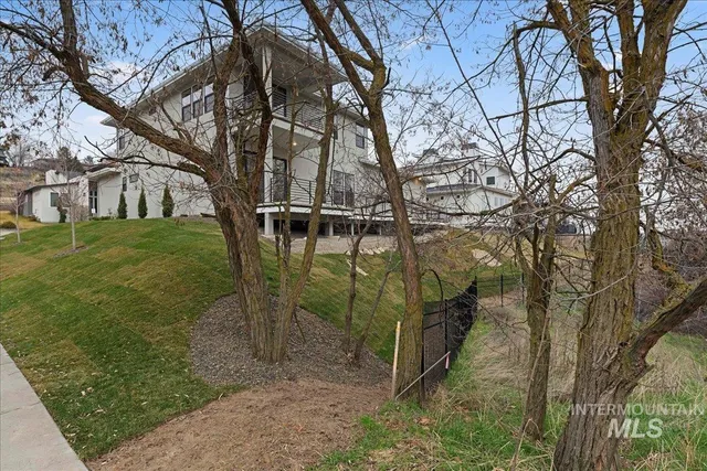 $1,400,000 | 410 West Sand Dune Lane, Boise, ID 83702