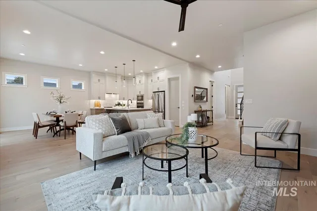 $1,400,000 | 410 West Sand Dune Lane, Boise, ID 83702