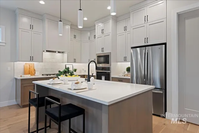 $1,400,000 | 410 West Sand Dune Lane, Boise, ID 83702