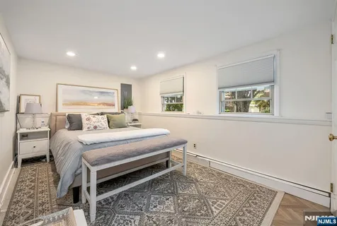 $1,320,000 | 440 Yuhas Drive, Paramus, NJ 07652
