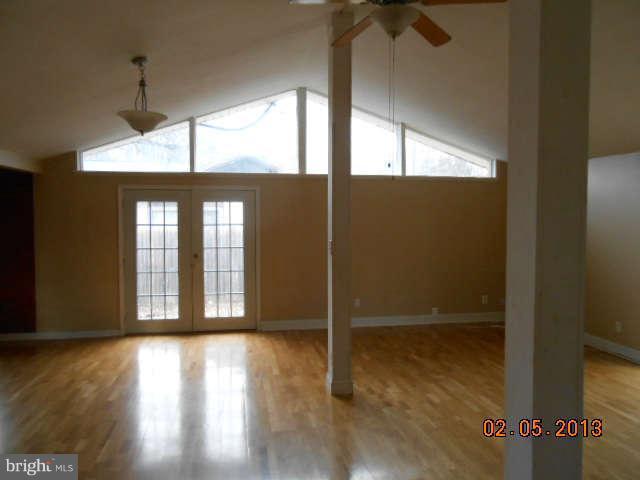 415 Breslin Road Joppa, MD 21085 - Photo 15 of 19 Living Room