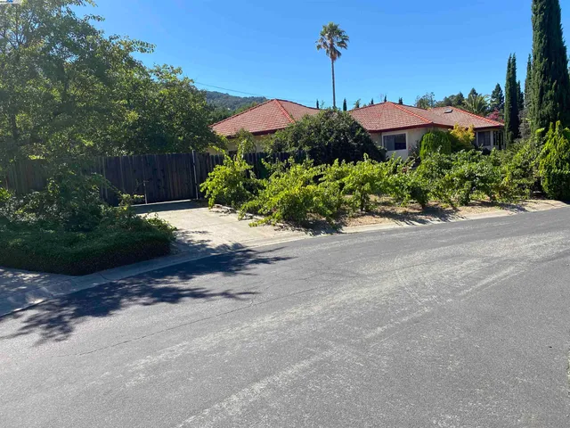 $2,788,800 | 11 Foothill Lane, Pleasanton, CA 94588