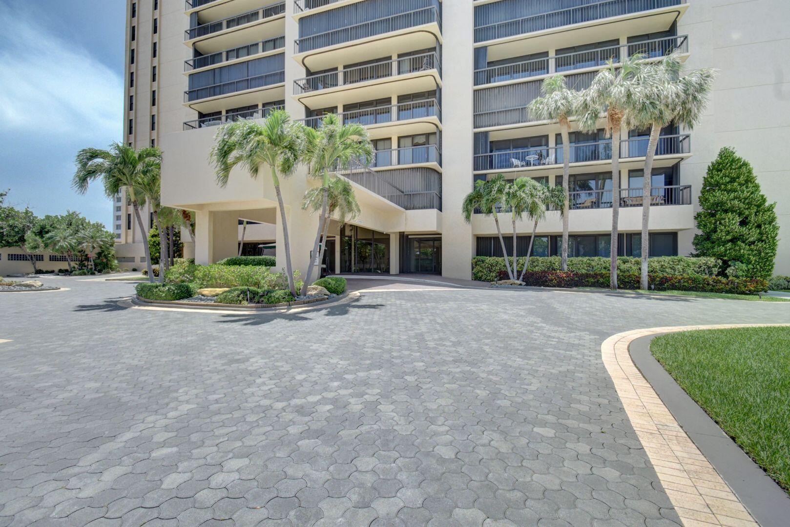 4748 South Ocean Boulevard, Unit PH1 Highland Beach, FL 33487 - Photo 31 of 43 31_virtuals1 (30)