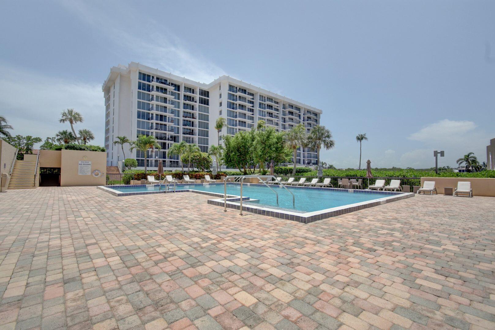 4748 South Ocean Boulevard, Unit PH1 Highland Beach, FL 33487 - Photo 38 of 43 38_virtuals1 (37)