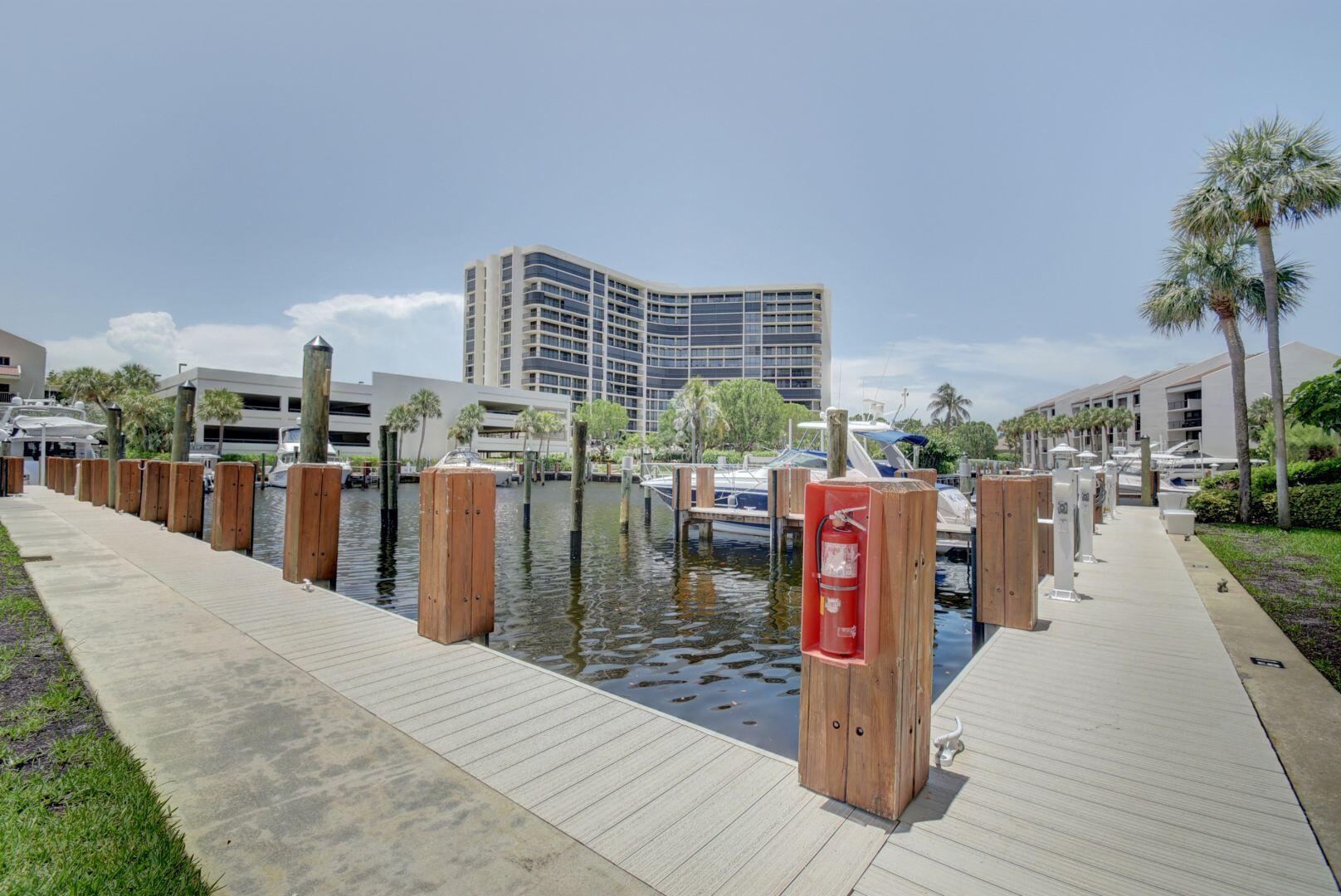 4748 South Ocean Boulevard, Unit PH1 Highland Beach, FL 33487 - Photo 39 of 43 39_virtuals1 (38)