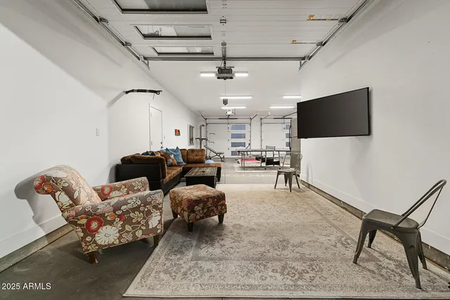 a view of a big room with a yard