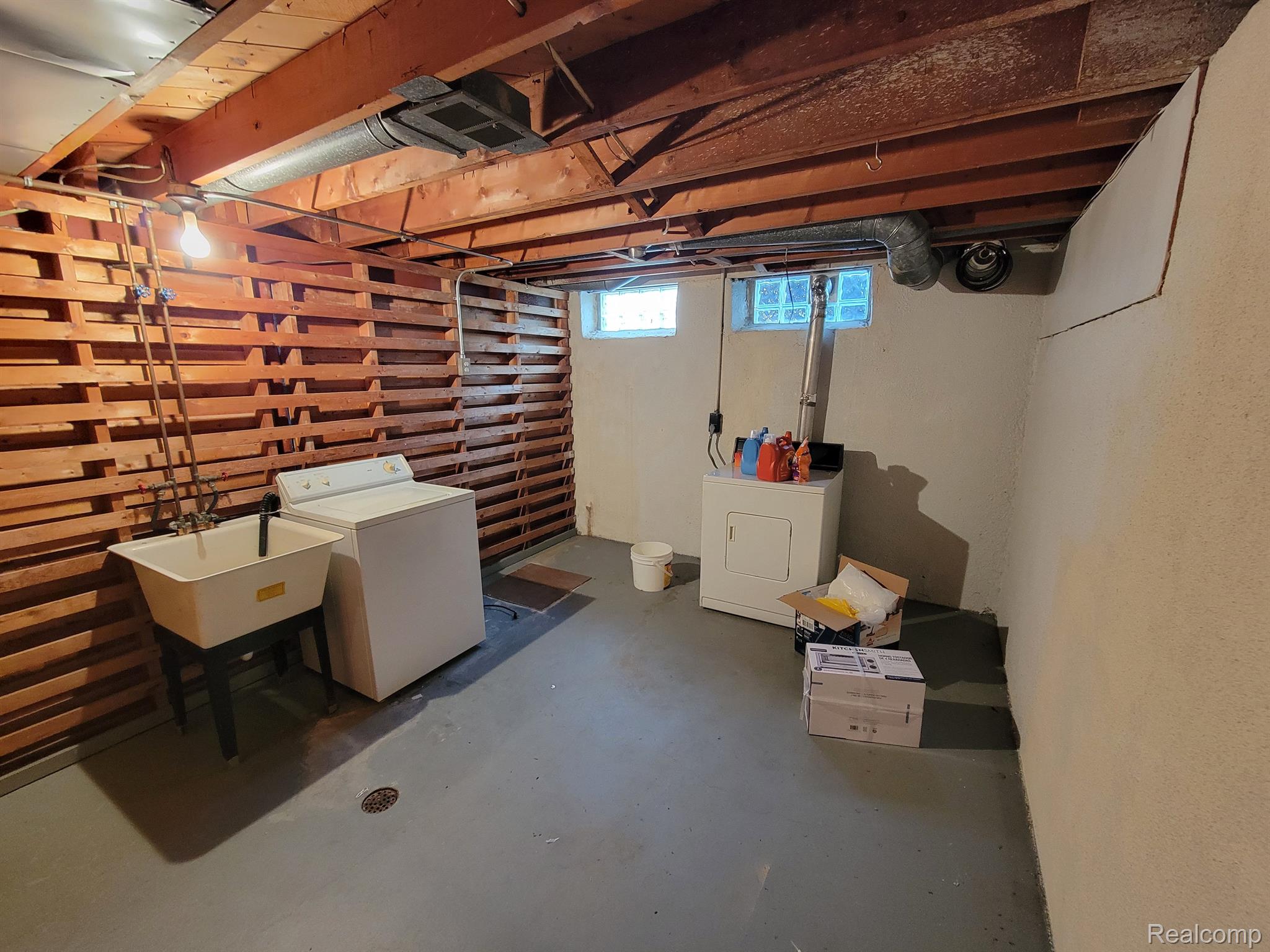 29260 Hoover Road Warren, MI 48093 - Photo 10 of 11 Gallery Image 10