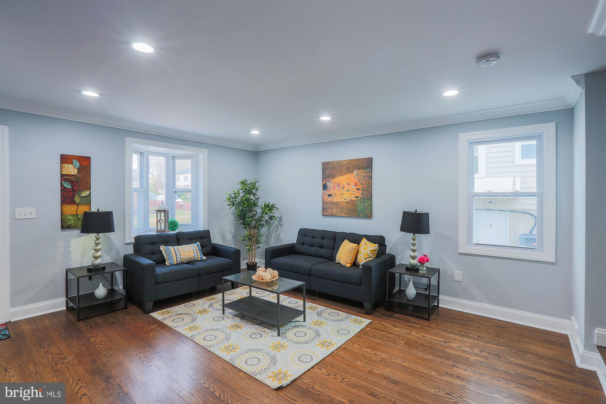 8703 School Road Baltimore, MD 21234 - Photo 4 of 28 Gallery Image 4