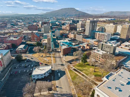 $524,900 | 707 Georgia Avenue, Unit 302, Chattanooga, TN 37402